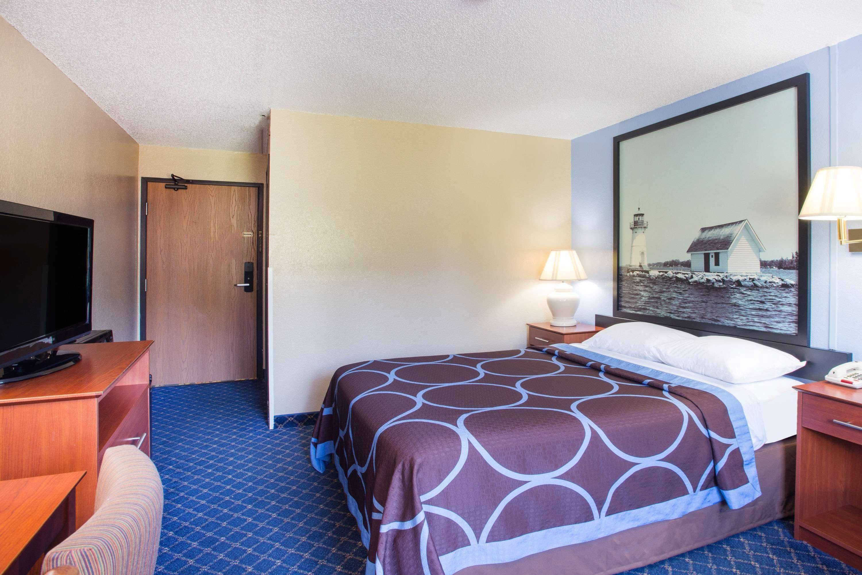 Motel Super 8 By Wyndham Massena Ny Exterior foto